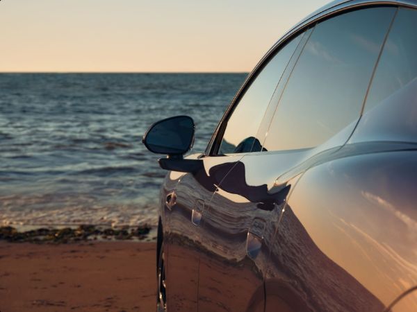 Flush Side Windows